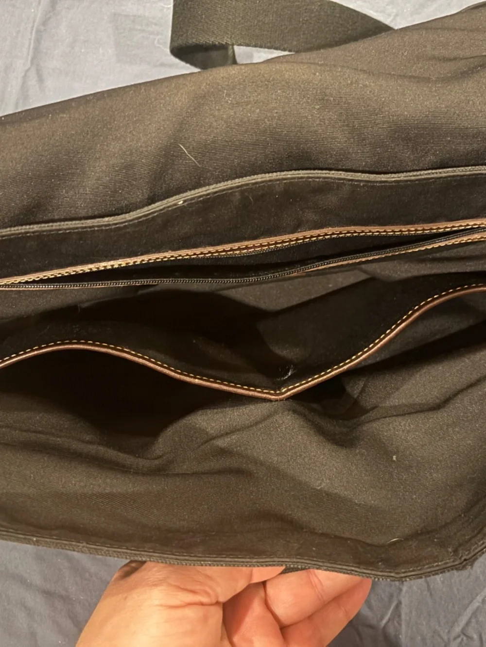 Large Coach Battenkill Messenger Bag!  Canvas with leather Trim
